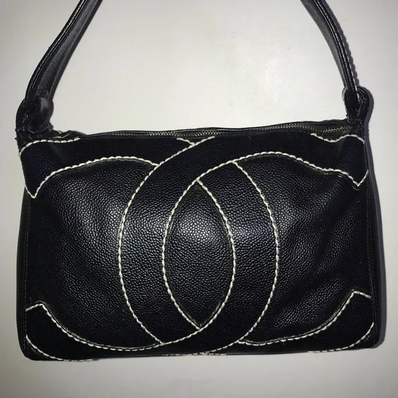 ๐โจ CELEBRITY โจ๐ RARE CC WILD stitch CHANEL ZIPPER BAG - Picture 9 of 16